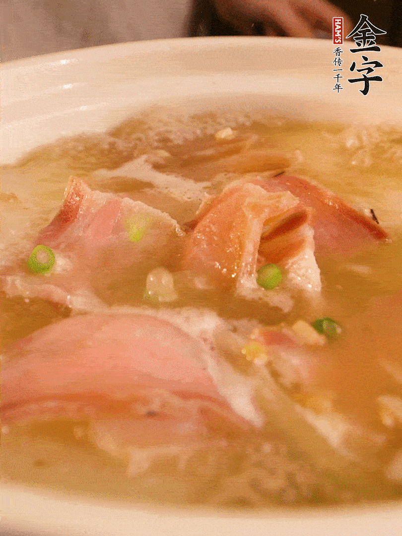 最后撒點蔥花。